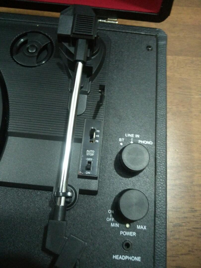 ford mustang ion audio limited edition lp player turntable with built