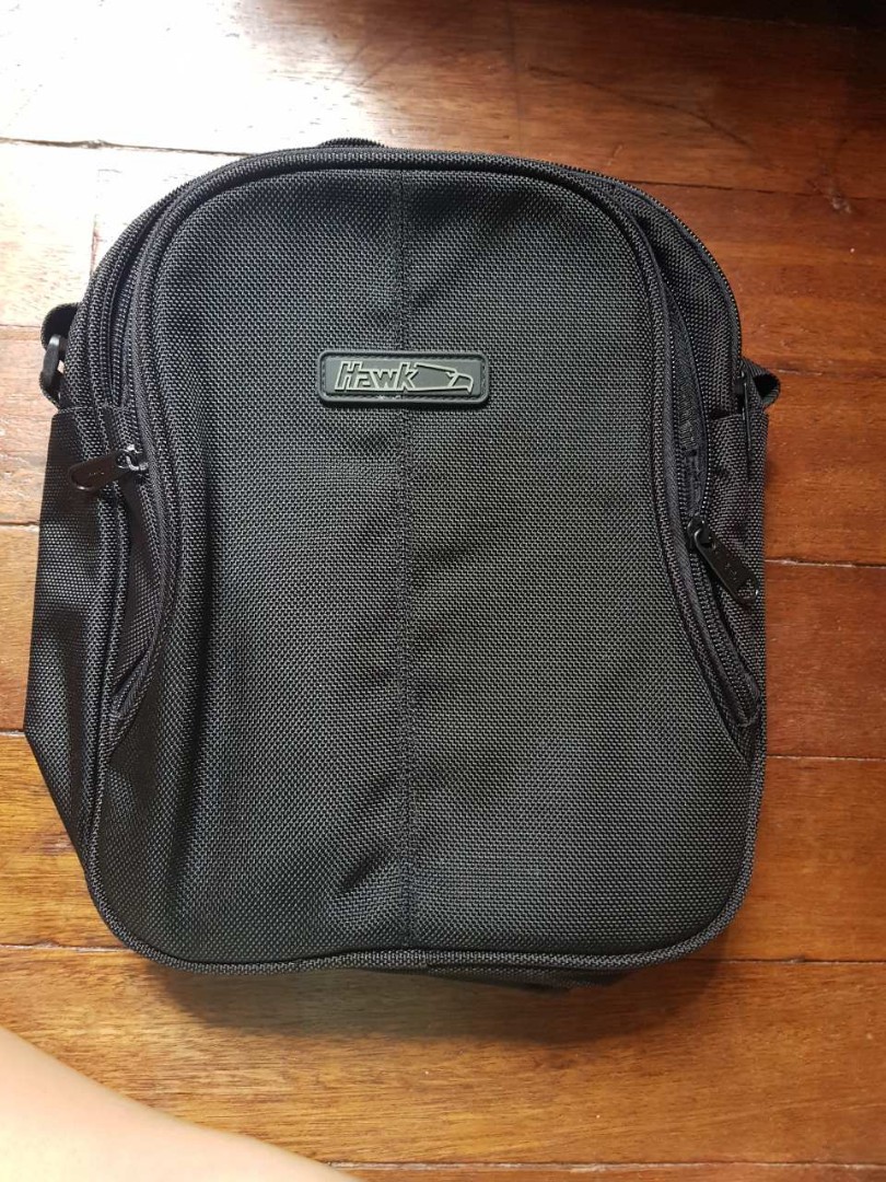 Hawk sling online bag price