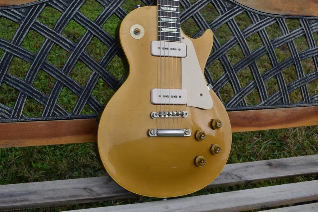 Historic Makeovers Gibson R6 Goldtop, Hobbies & Toys, Music & Media ...