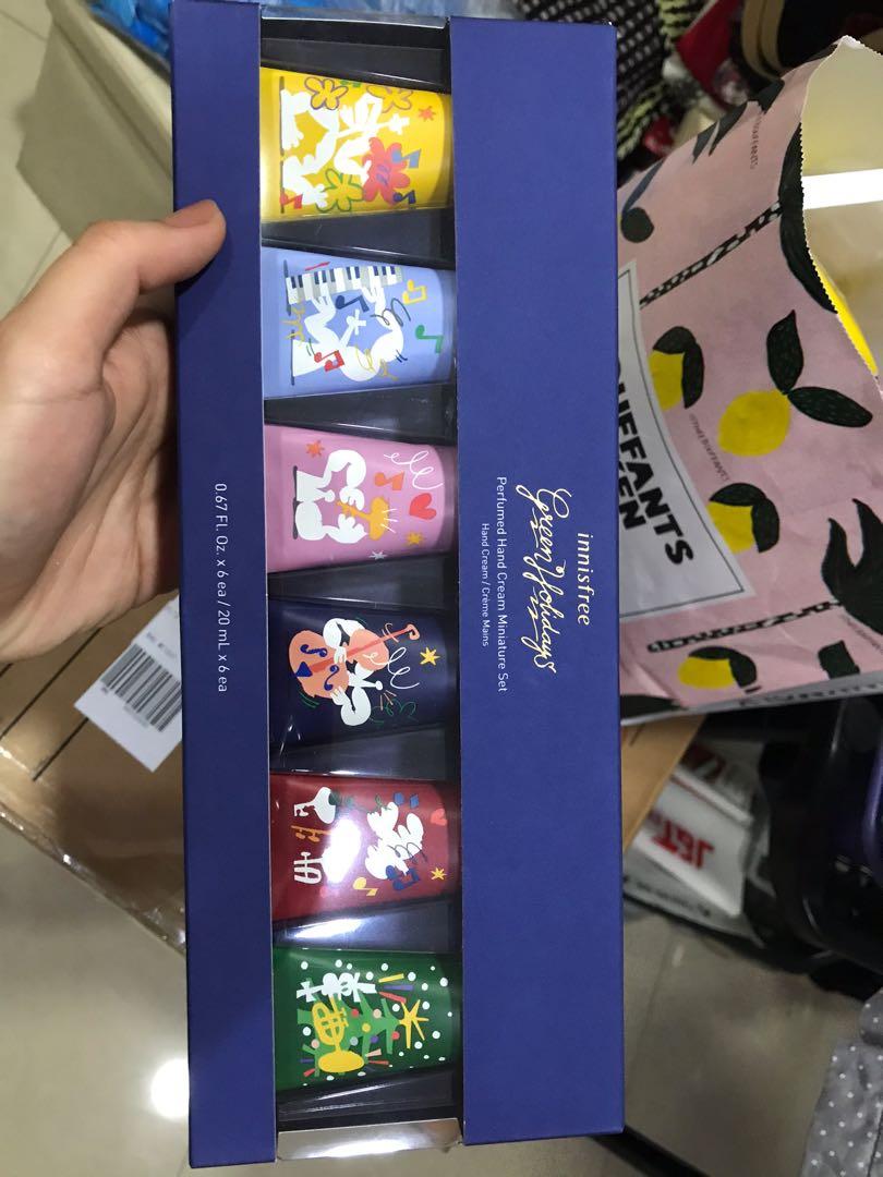 Innisfree hand cream set Special Holiday edition (Category: Face Care) located in Paranaque City. Submitted by FLess.ph (Listing ID 269940029, Image 2). Description: Innisfree Holiday edition Hand cream set!! 20 Ml each tube. 6 pcs in a box. .