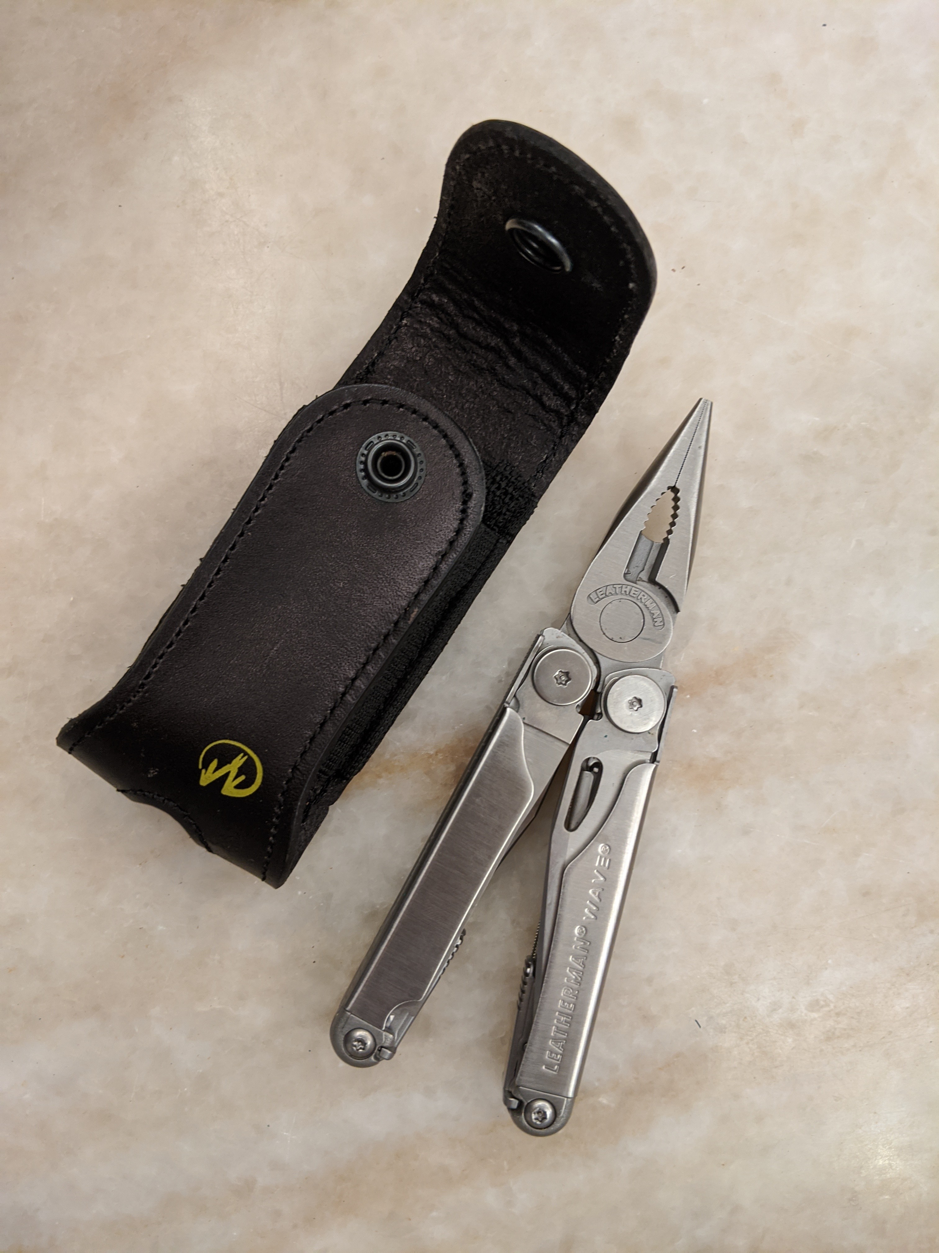 Leatherman Wave Multitool, Furniture & Home Living, Home Improvement