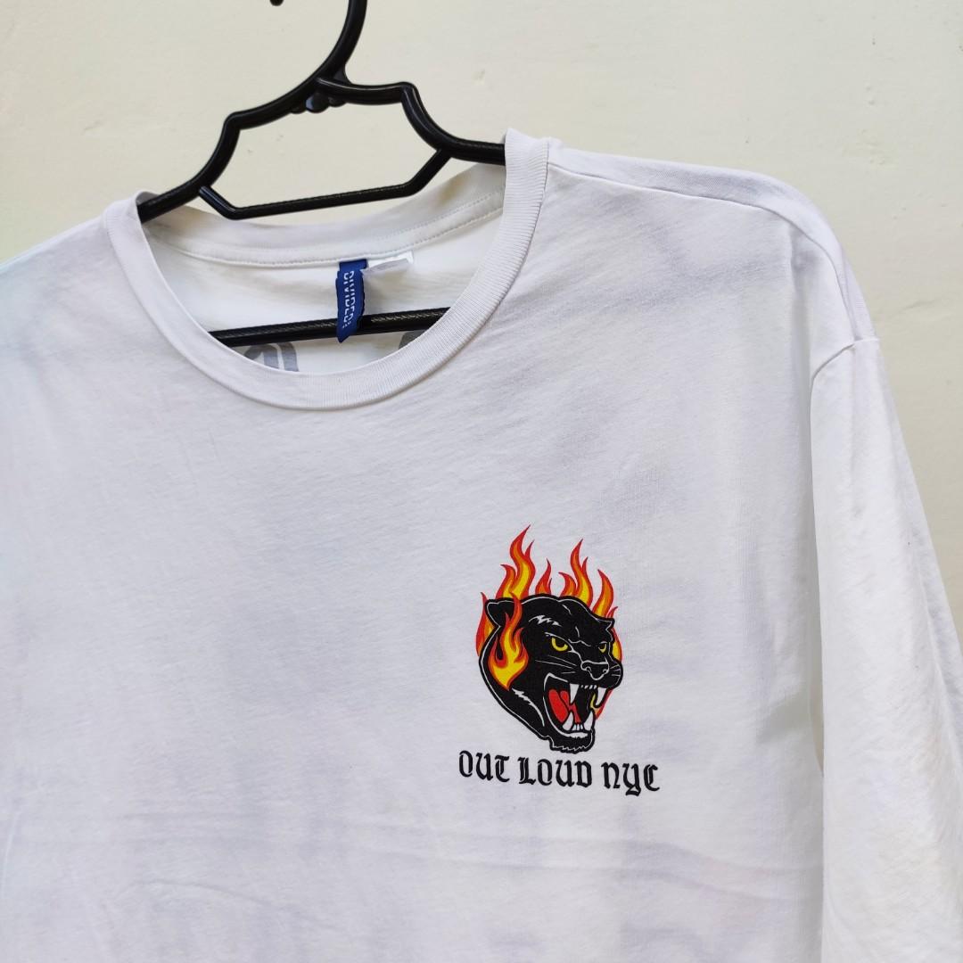 OUT LOUD NYC KANYE VIBE (Category: Activewear) located in Lucena. Submitted by roadrunnersneedmorefunds (Listing ID 269987605, Image 3). Description: OUT LOUD NYC-KANYE VIBE BACK PRINT Best fit medium to semi large 30x19.