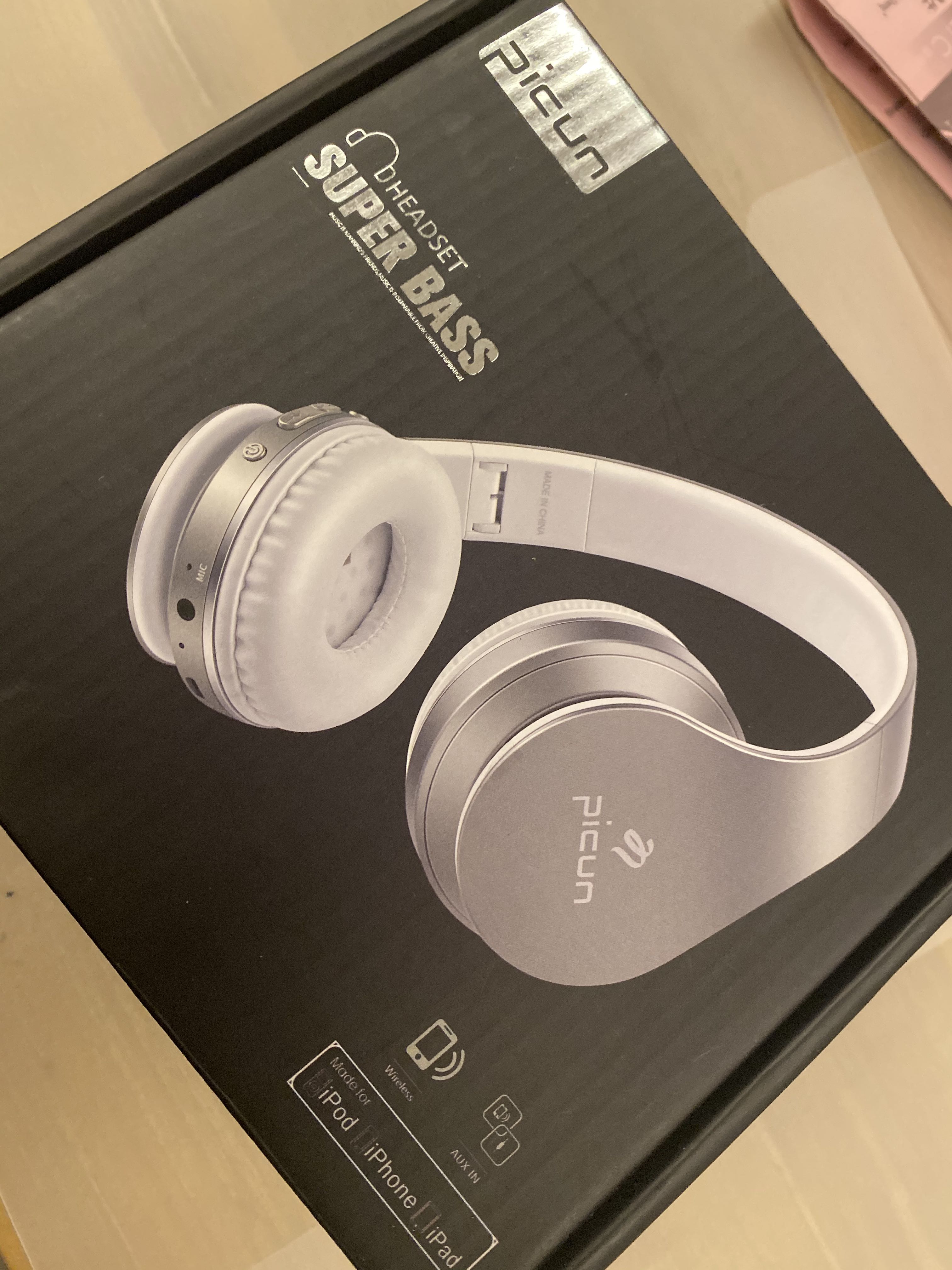 Picun Wireless headphones, Audio, Headphones & Headsets on Carousell