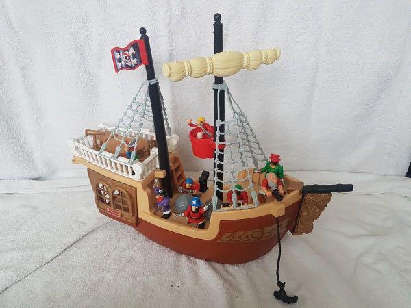 Pirate ship toy hotsell set