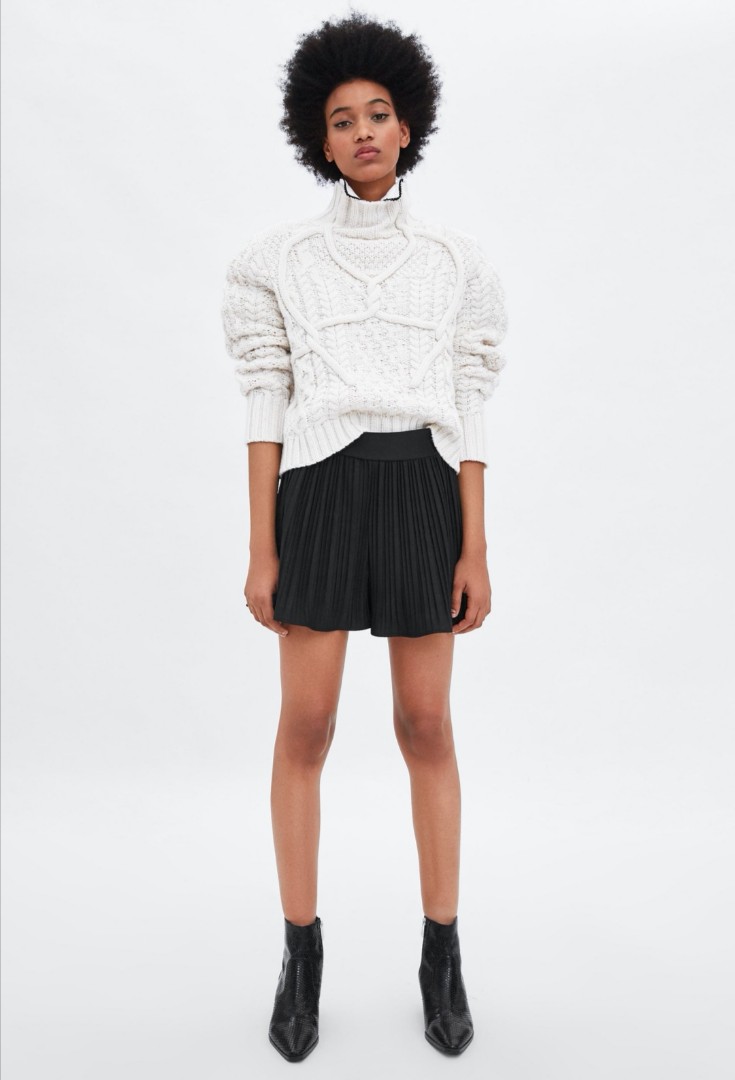 Pleated shorts new arrivals zara