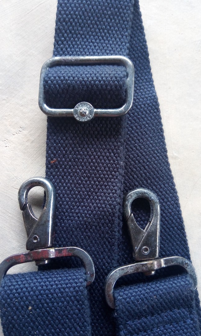 Tali top sling bag