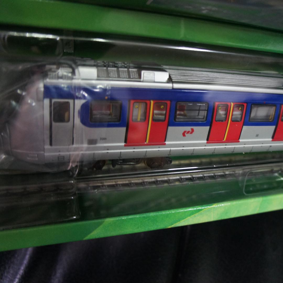 100% 全新 1:87 九廣鐵路世紀列車模型KCR Millennium Train 2001, 全新連原 裝盒, 興趣及遊戲, 玩具 ...