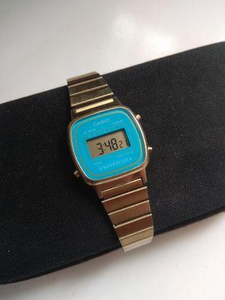 Casio LA670w Gold original