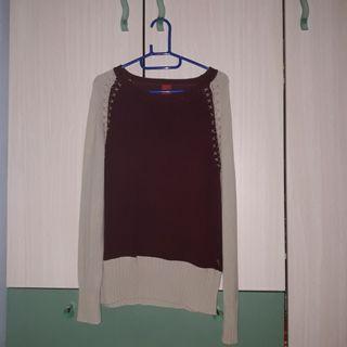 Sweater Wanita