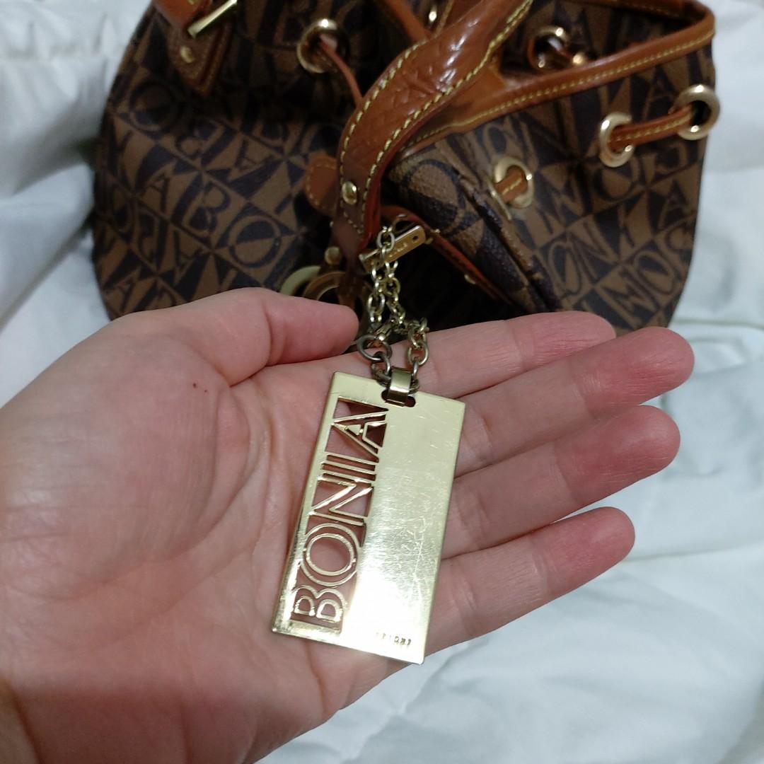 Beg LV Kulit Original, Women's Fashion, Bags & Wallets, Purses & Pouches on  Carousell