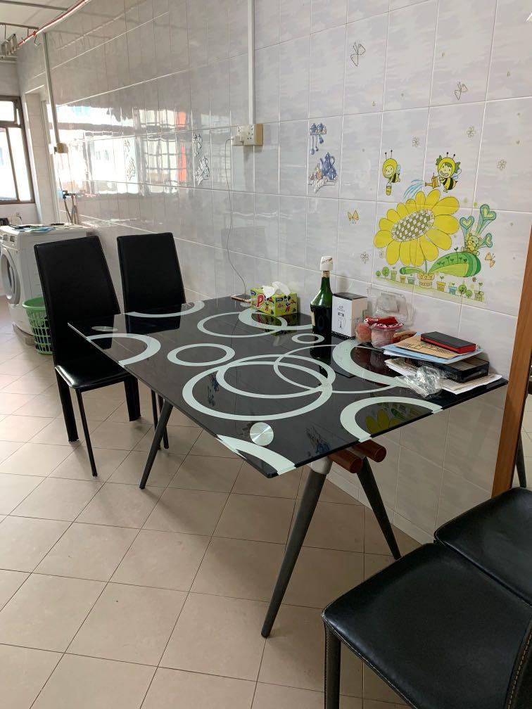 Dining Table Set (Category: Tables & Sets) located in Singapore. Submitted by lishuying (Listing ID 270147788, Image 1). Description: With 4 chairs .