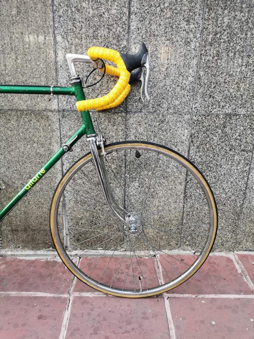 Fizik yellow hot sale bar tape