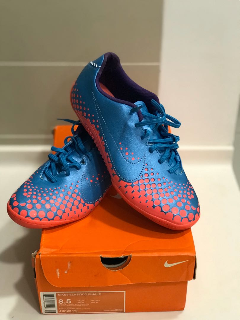 Kasut futsal sales nike 2019