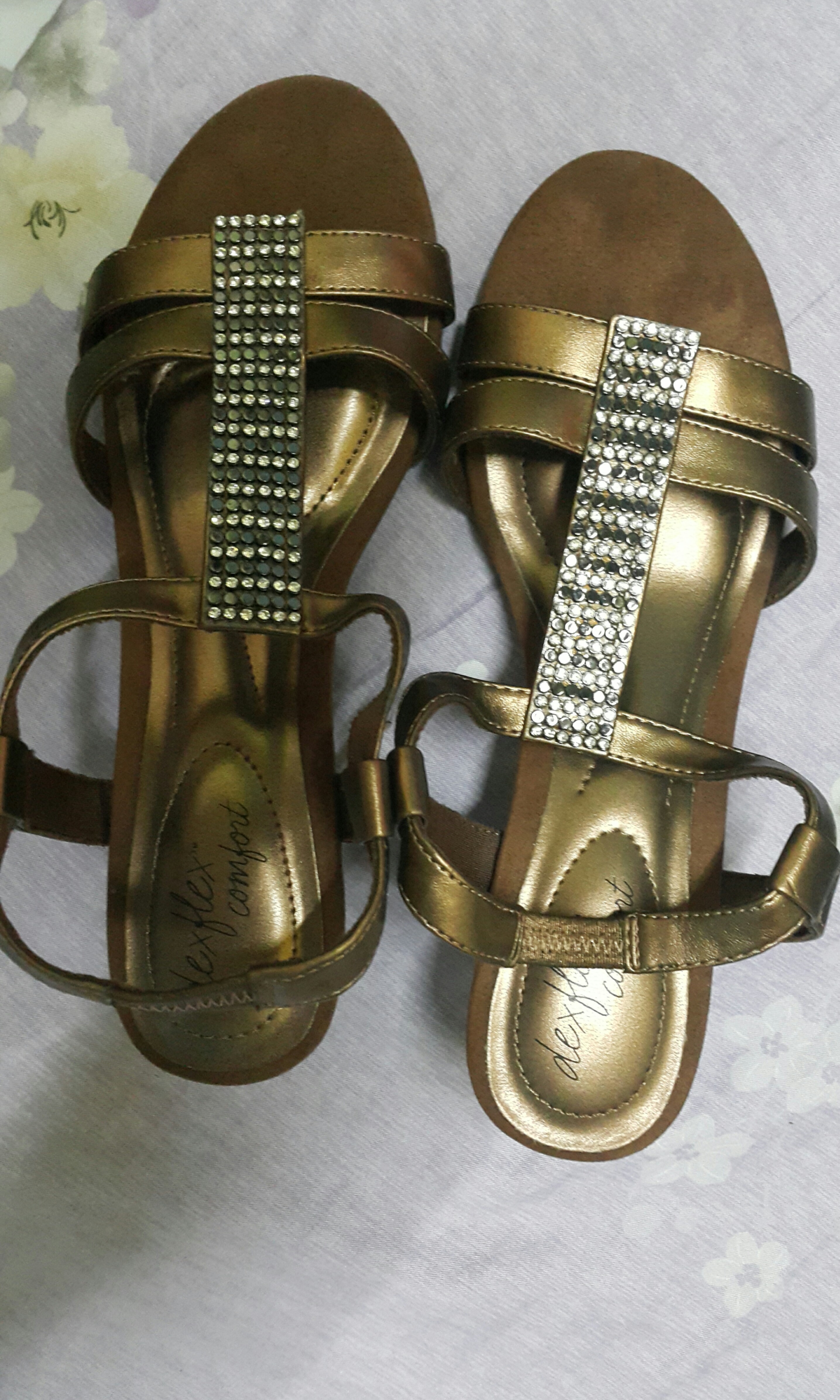 ladies bronze sandals