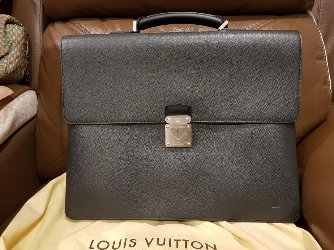 Louis Vuitton Black Taiga Leather Robusto 3 Briefcase Bag