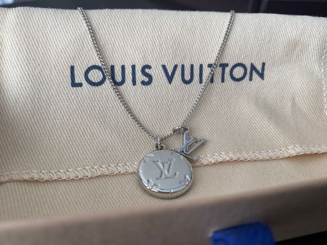 LOUIS VUITTON Chain Necklace M62485 Monogram Charms Ring Logo Silver w/Box  R2907
