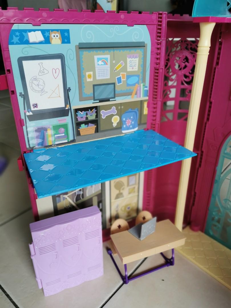 My Little Pony Equestria Girls Canterlot High School Playset