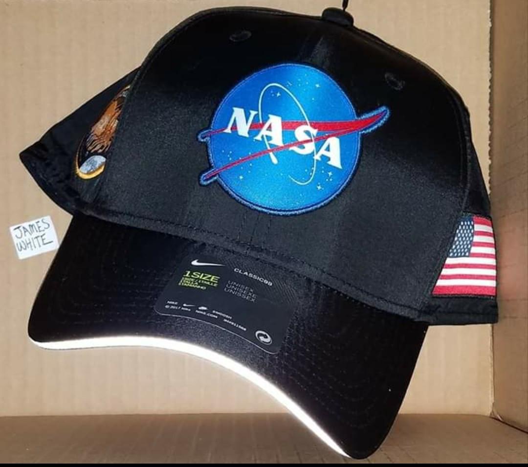 Nike PG NASA Cap, 男裝, 男裝配飾- Carousell