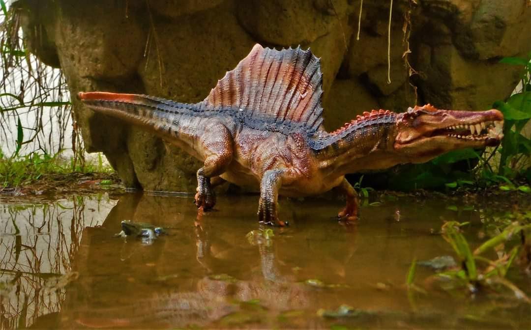 Papo SPINOSAURUS 2019 LIMITED EDITION