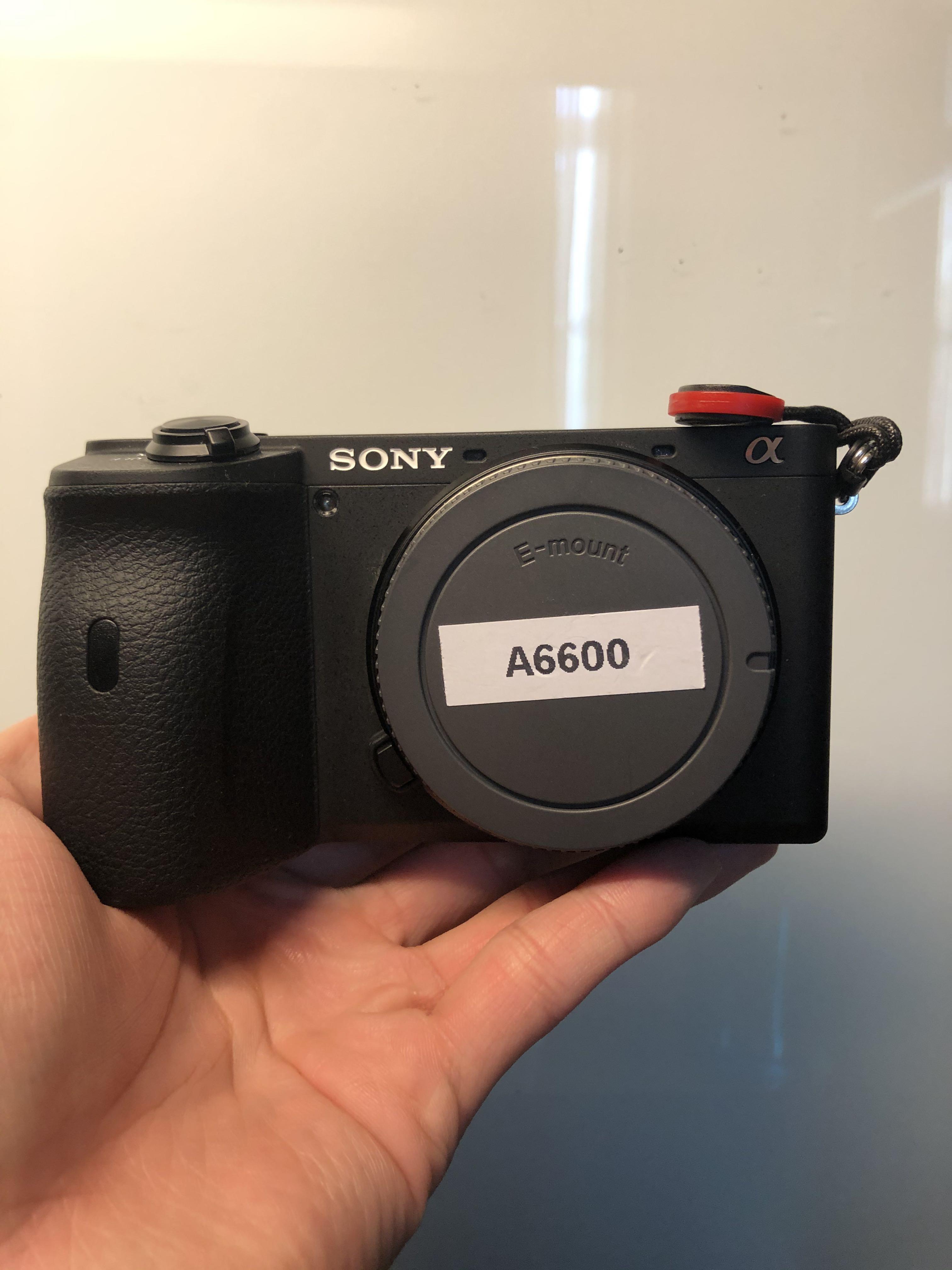 Sony A6600 Body w/ Box *MINT*, Photography, Cameras on Carousell