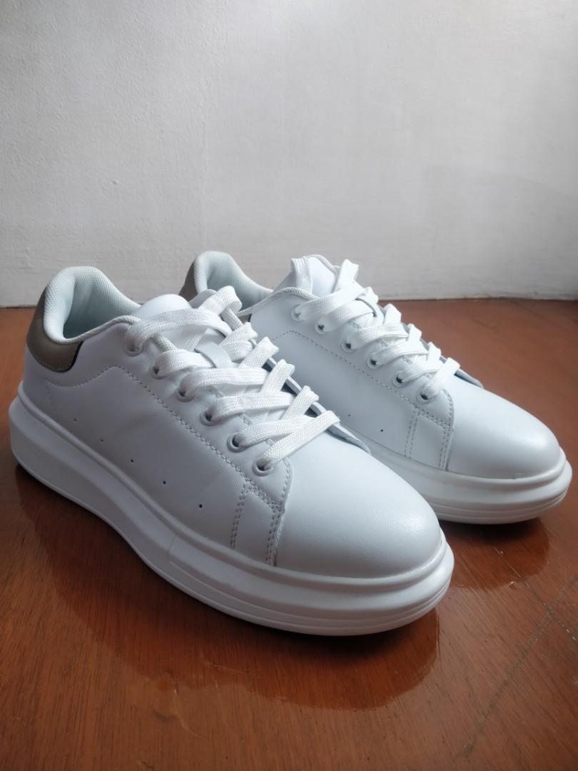 size 7 women's fashion sneakers