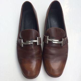 Tod's leather loafers size 39 women