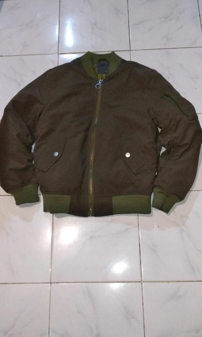 Bomber Jacket Zara Man Original Fesyen Pria Pakaian Atasan Di Carousell