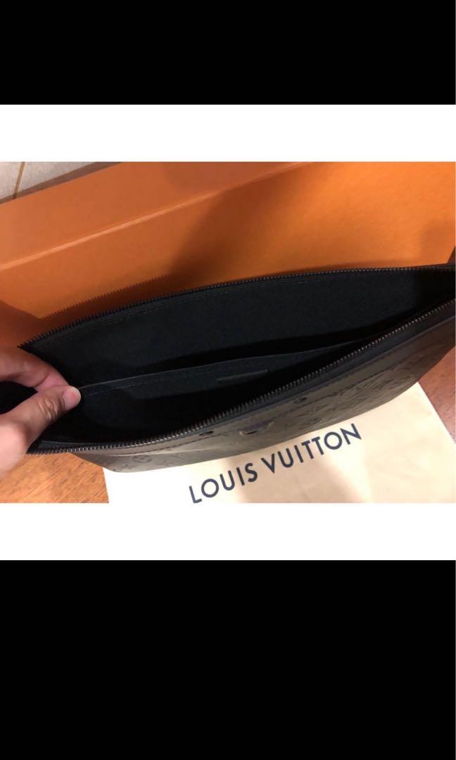 Louis Vuitton Monogram Shadow Discovery Pochette (SHG-rQKxIP) – LuxeDH