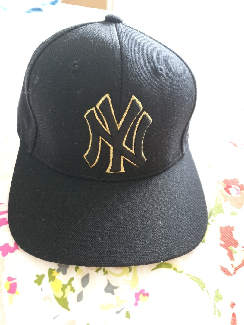 nyx caps