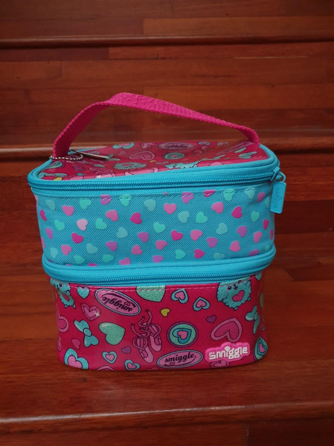 harga lunch box smiggle