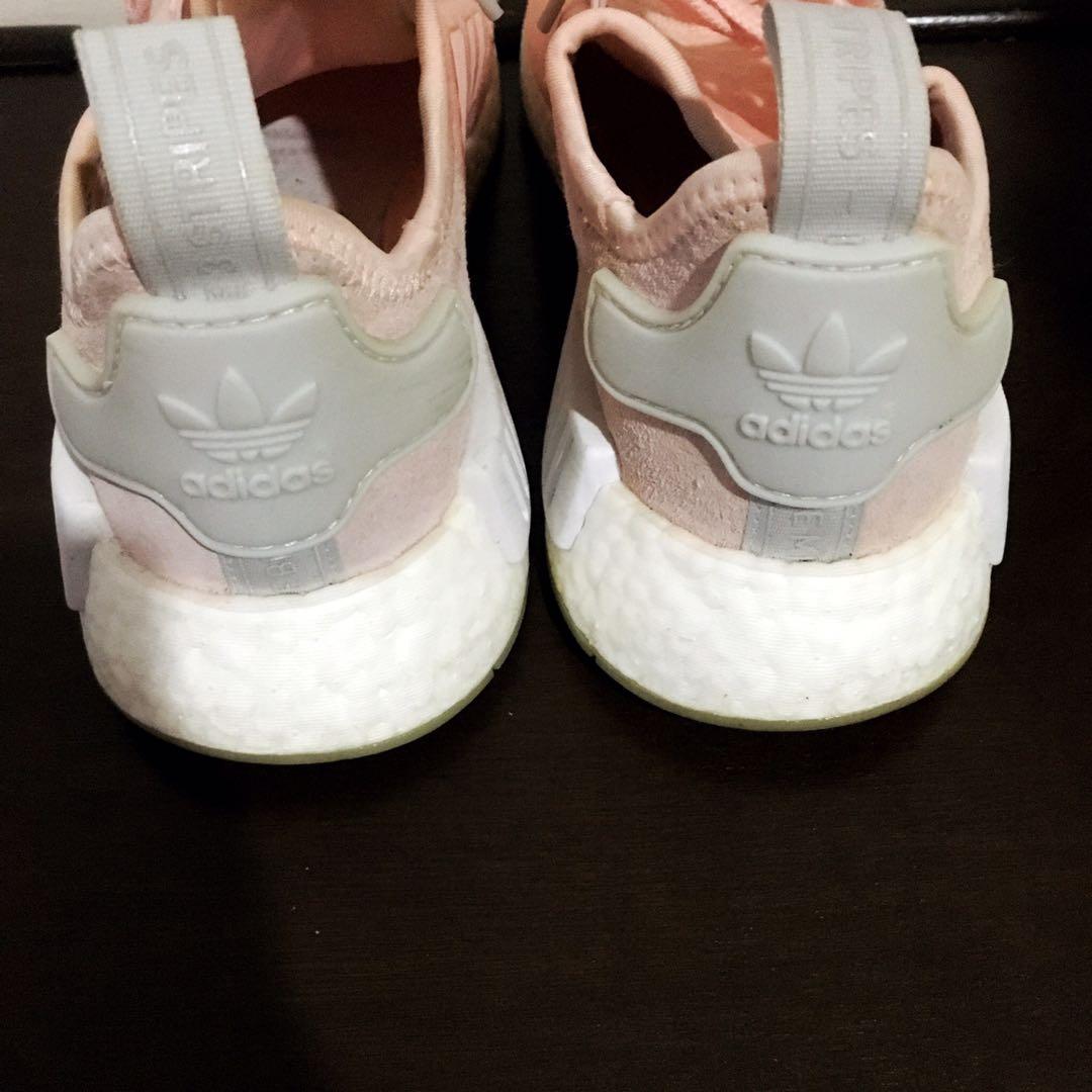 womens nmd r1 pink gum