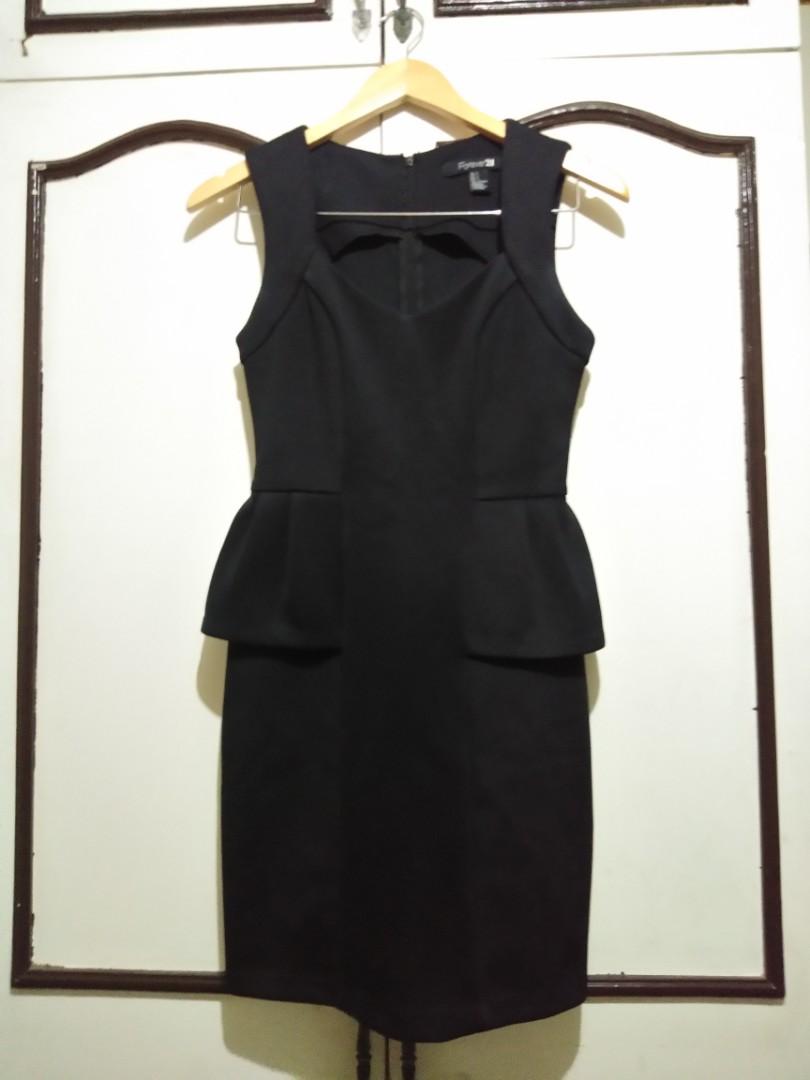 Black Forever 21 Dress (Category: Dresses) located in Las Pinas. Submitted by kdth_ (Listing ID 270561330, Image 1). Description: Thick, quality material Forever 21 Pre loved See photos for details Shipping: Php 60 within Metro Manila.