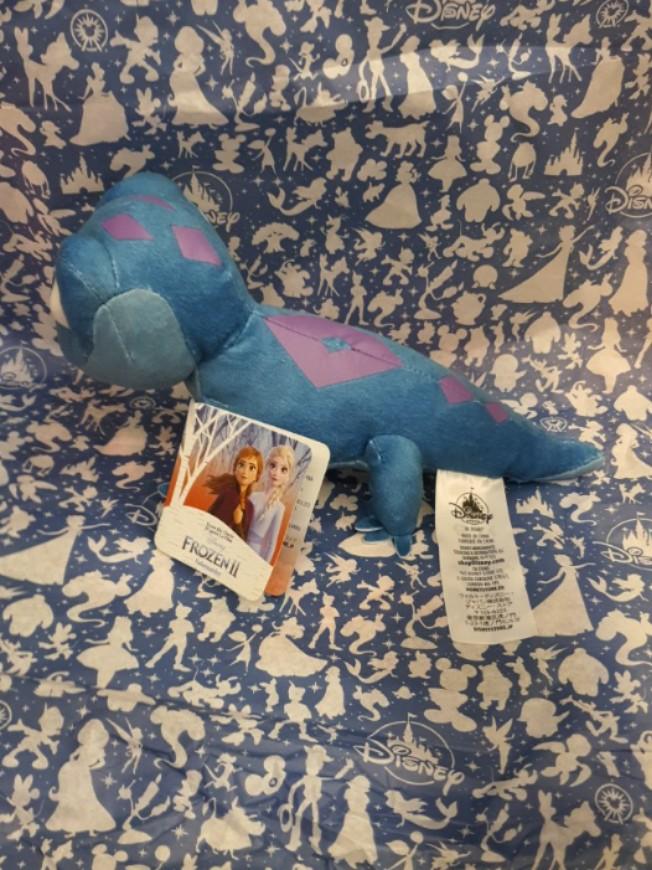 disney store salamander mini bean bag frozen 2