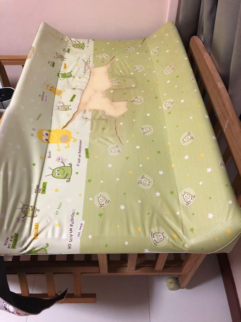 Diaper changing tray, Babies & Kids, Bathing & Changing, Changing Mats