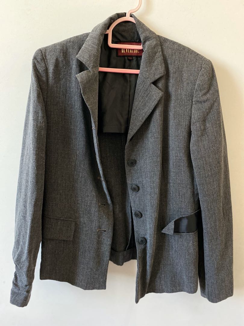 Grey Blazer, Women's Fashion, Coats, Jackets and Outerwear on Carousell