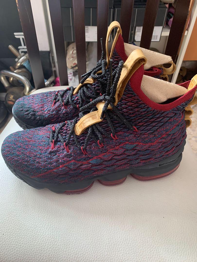 Lebron 15 team red online