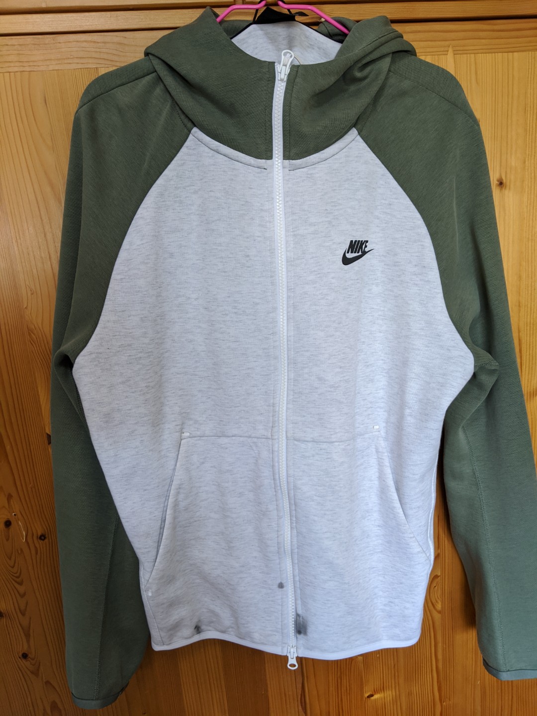 nike sportswear vest
