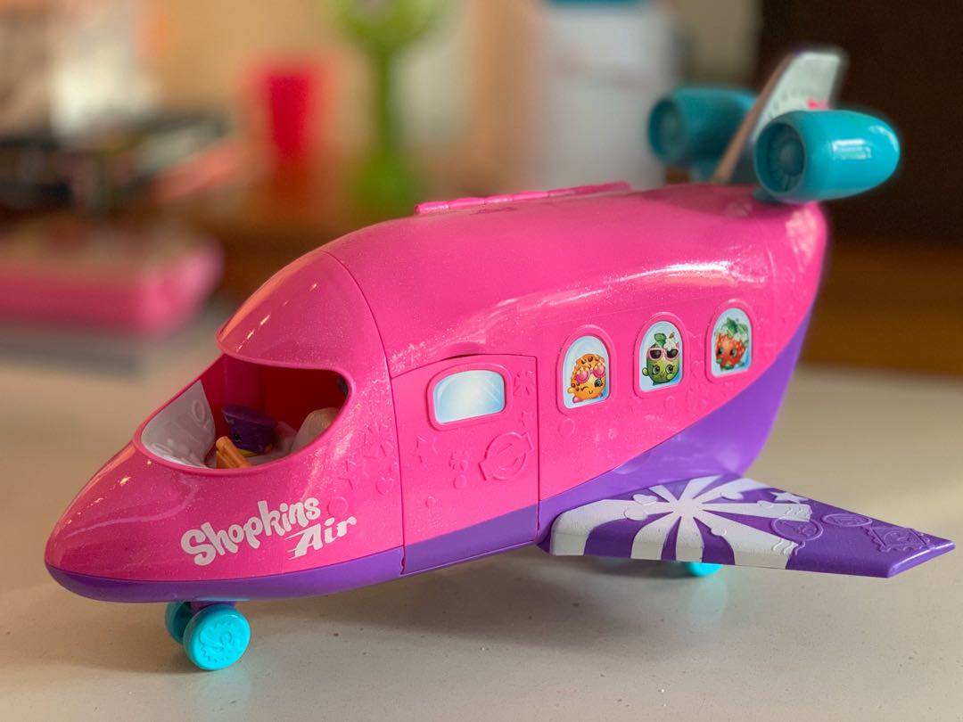 Shopkin airplane shop