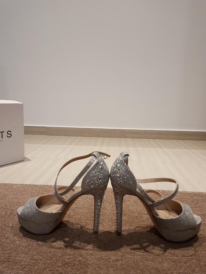 Silver heels wedding gala dinner gown Women s Fashion