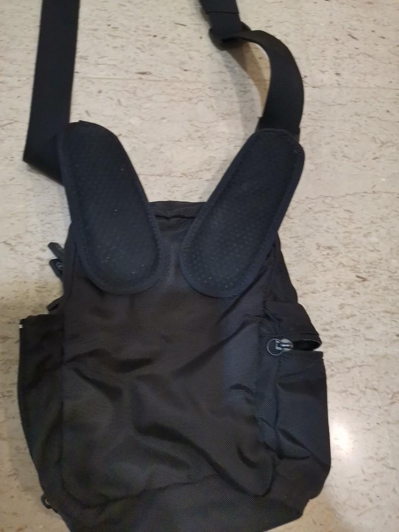 Victorinox shoulder bag /hip bag, Computers & Tech, Parts & Accessories