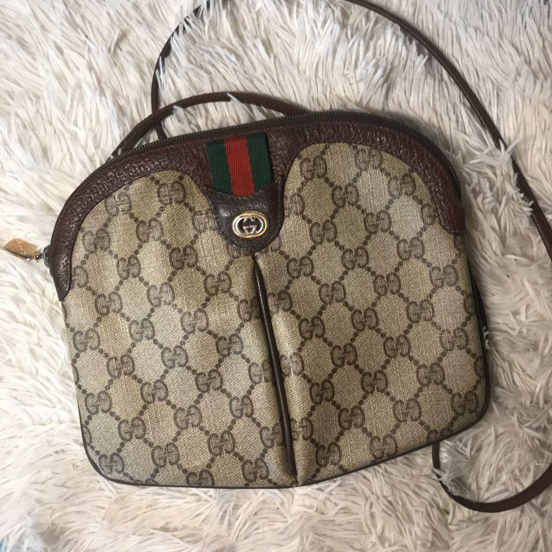 Vintage gucci deals accessory collection handbags