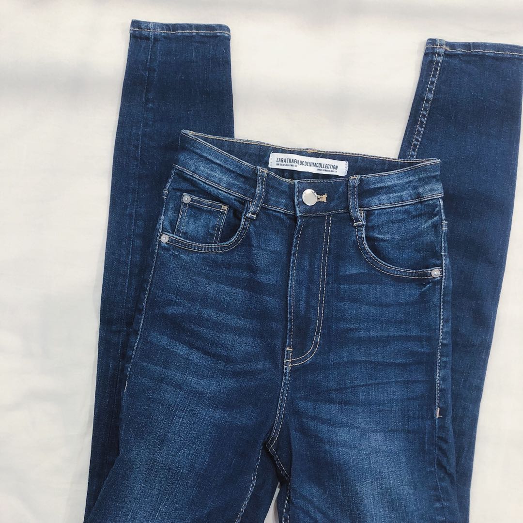 blue skinny denim jeans