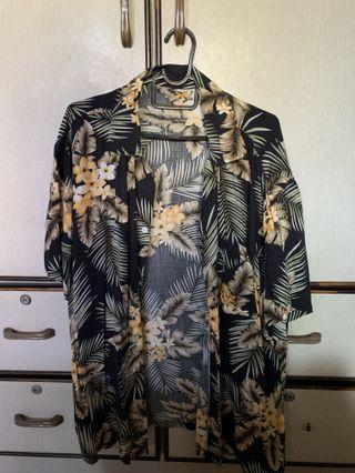 Hawaiian shirt fits size M or L