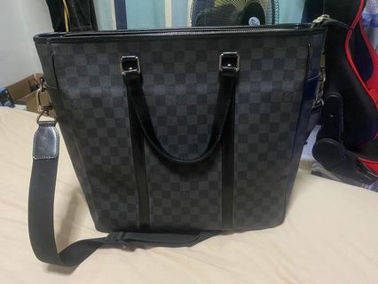 (Category: ) located in . Submitted by razerking88 (Listing ID 270659365, Image 1). Description: .