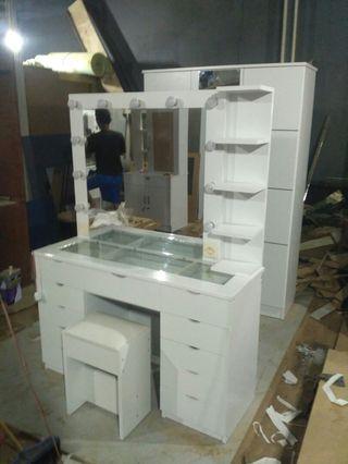 Meja rias led