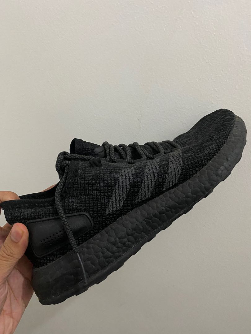 pure boost triple black 2017
