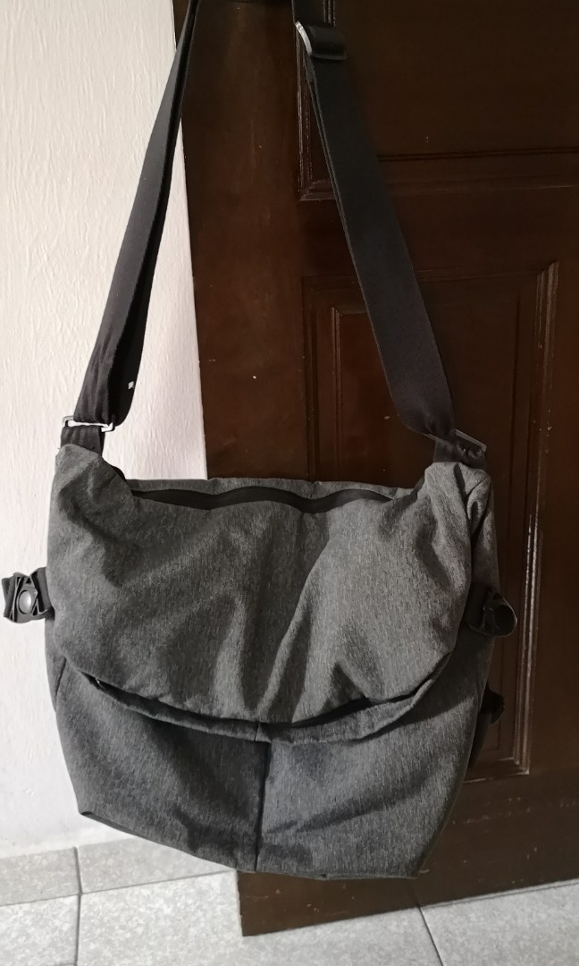Cote&ciel sling bag online