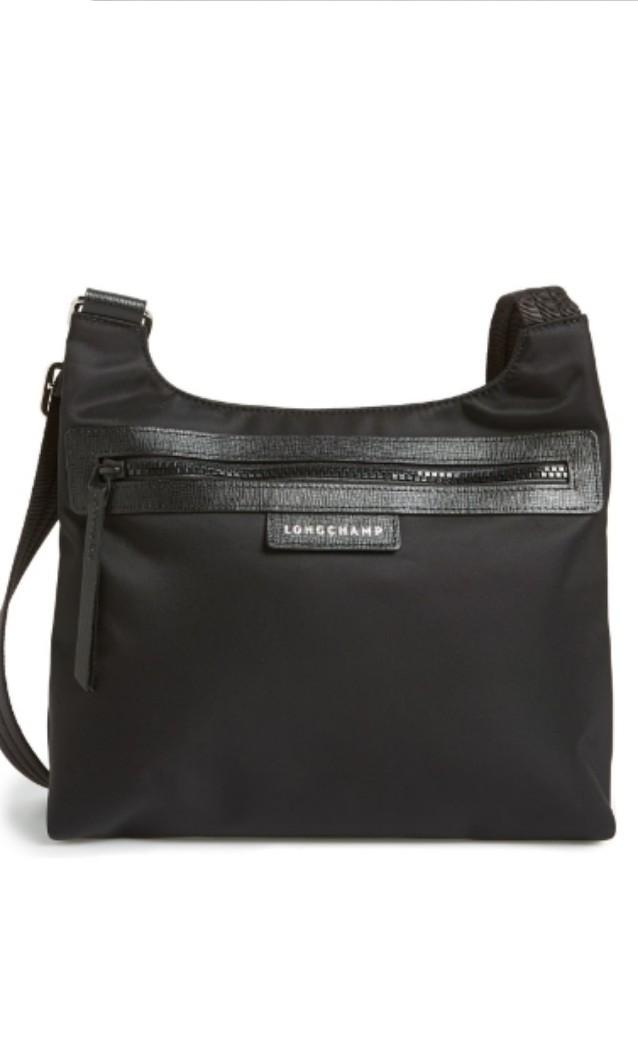 longchamp sling bag price