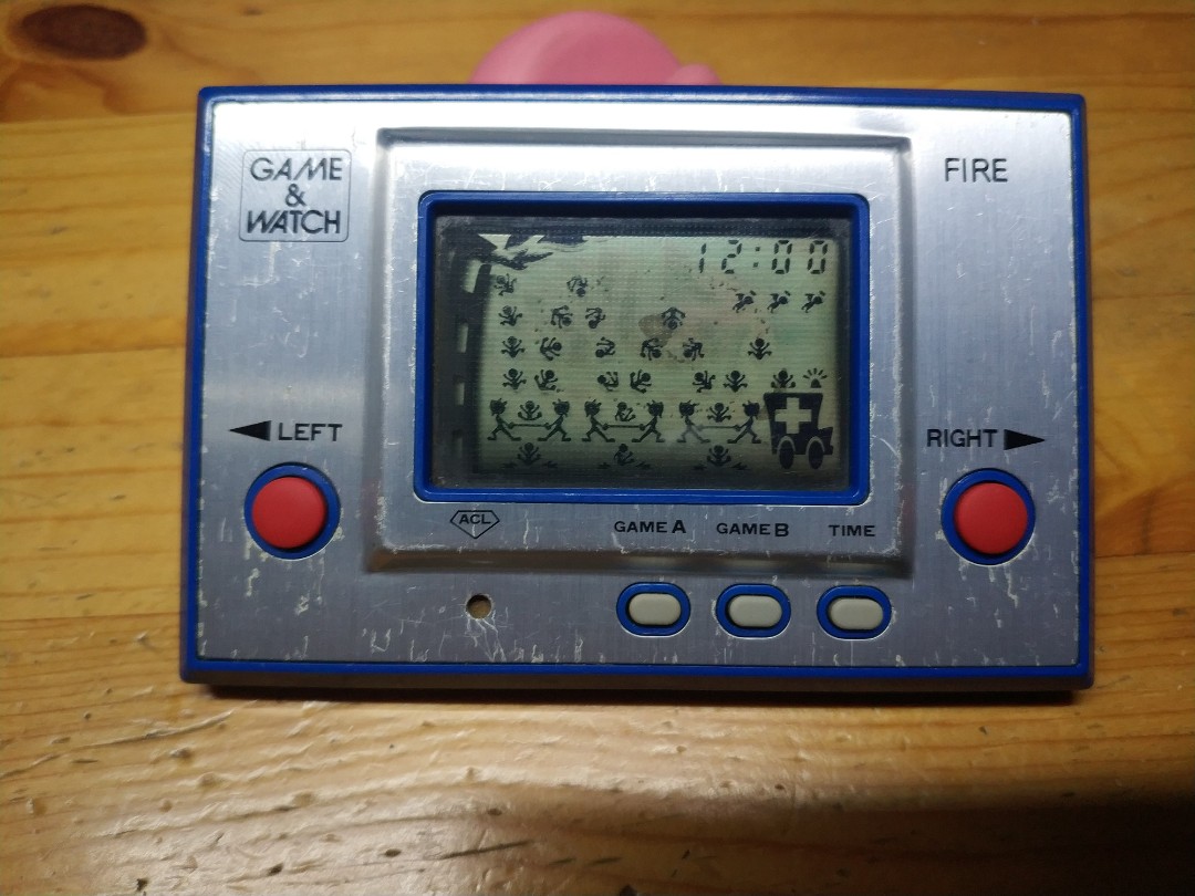 Nintendo Game & Watch Fire 任天堂冲天大火手提遊戲機, 電子遊戲