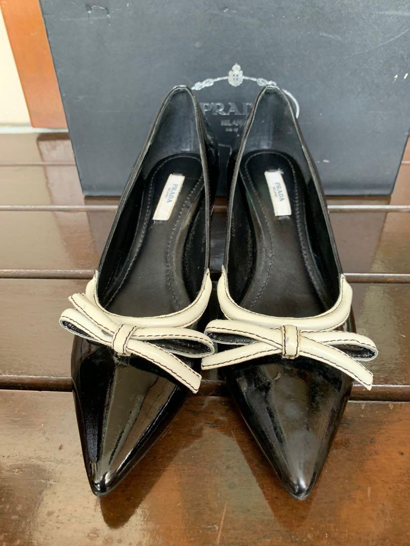 Prada black n white bow shoes, Women's Fashion, Footwear, Sandals on  Carousell